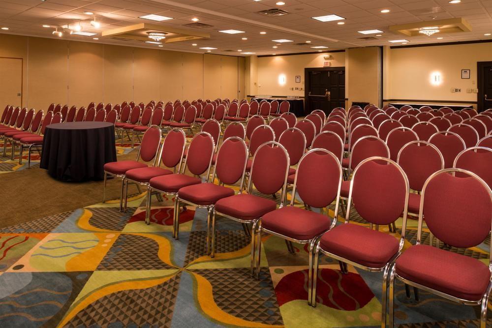 Ramada Plaza Rochester Airport Zewnętrze zdjęcie