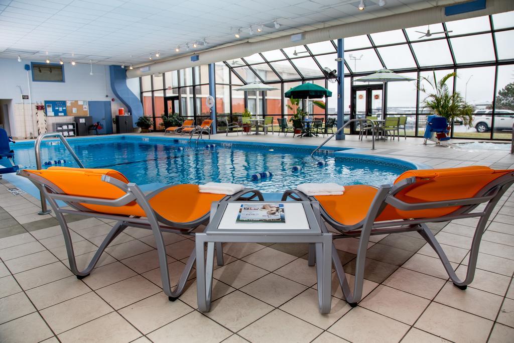 Ramada Plaza Rochester Airport Zewnętrze zdjęcie
