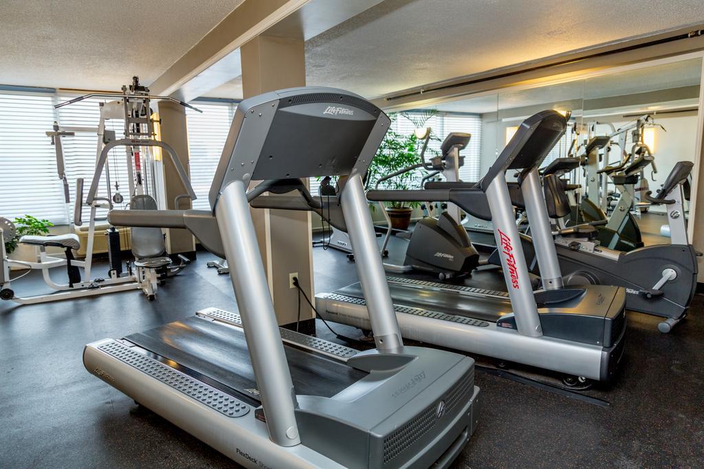 Ramada Plaza Rochester Airport Zewnętrze zdjęcie
